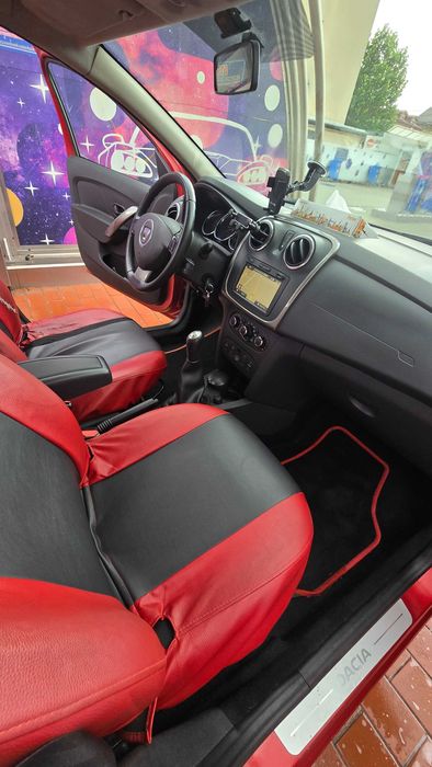Dacia Sandero 0.9 TCe benzina 90CP 3300 euro
