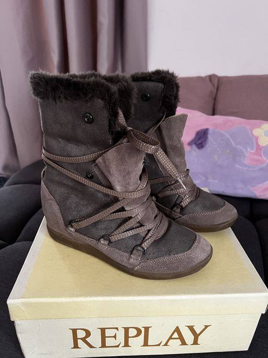 Велурени боти Reply Guess Liu Jo