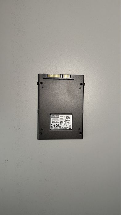 SSD диск Kingston 240gb