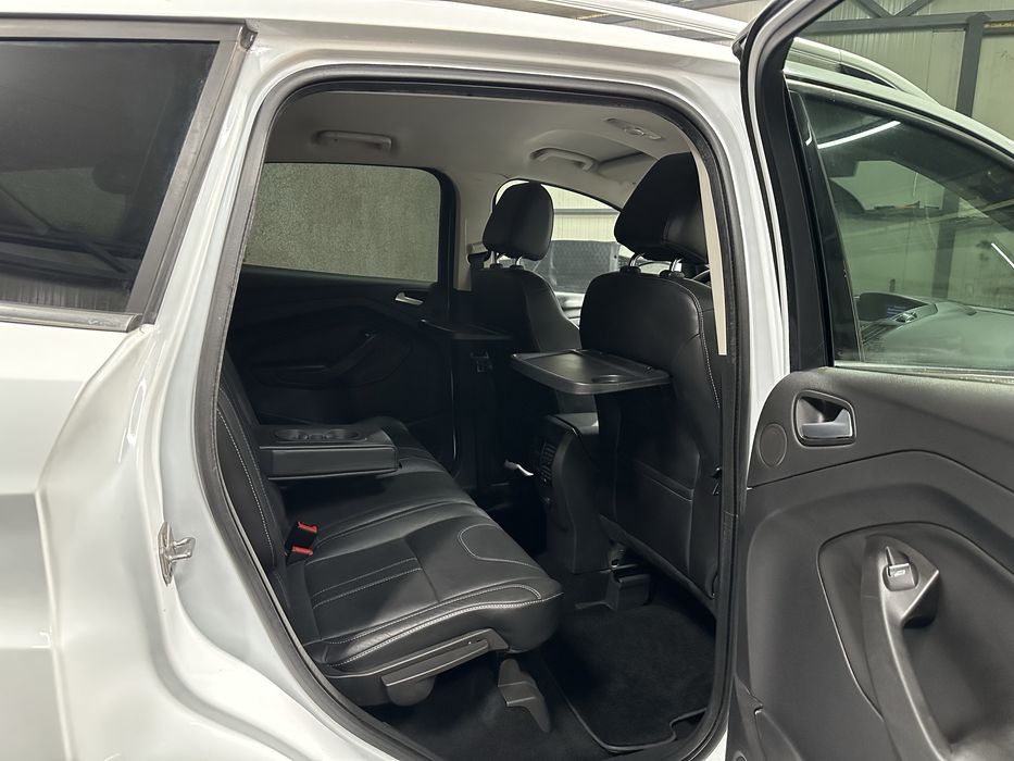 Ford Kuga 4x4 Titanium 2013 Euro5 •BiXenon/DayLight• Garantie