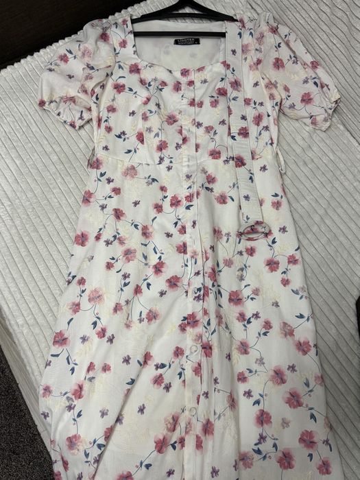 Продаю женские вещи