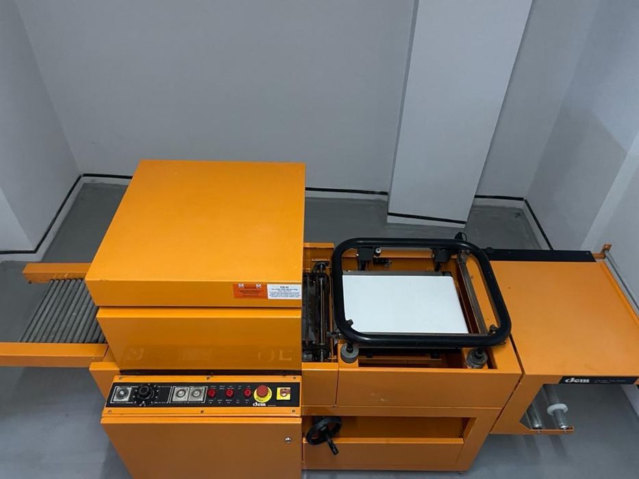 Masini de baxat semi automate/ ambalat in folie termocontractibila