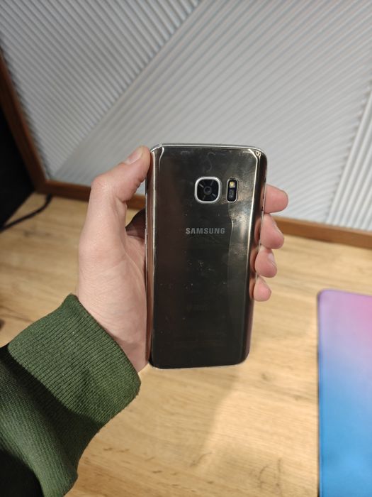 Samsung s7 4/32 серый