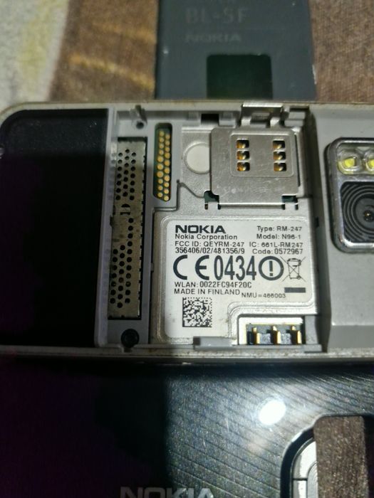 Nokia N96 16GB original Finlanda stare bună.