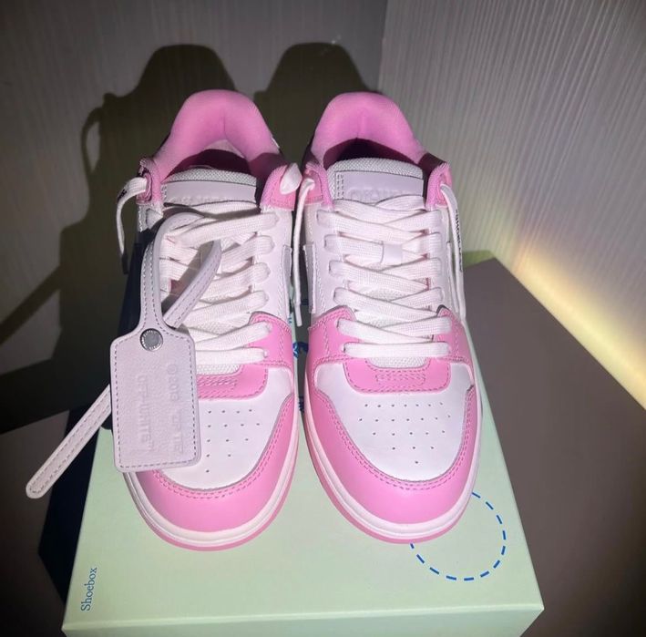 adidasi off white out off office