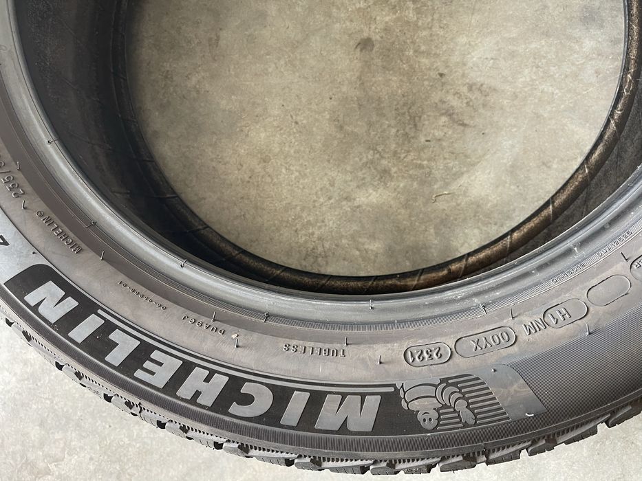 Set Anvelope Cauciucuri ca NOI Michelin 235 50 R19 Iarna Profil 7.5mm