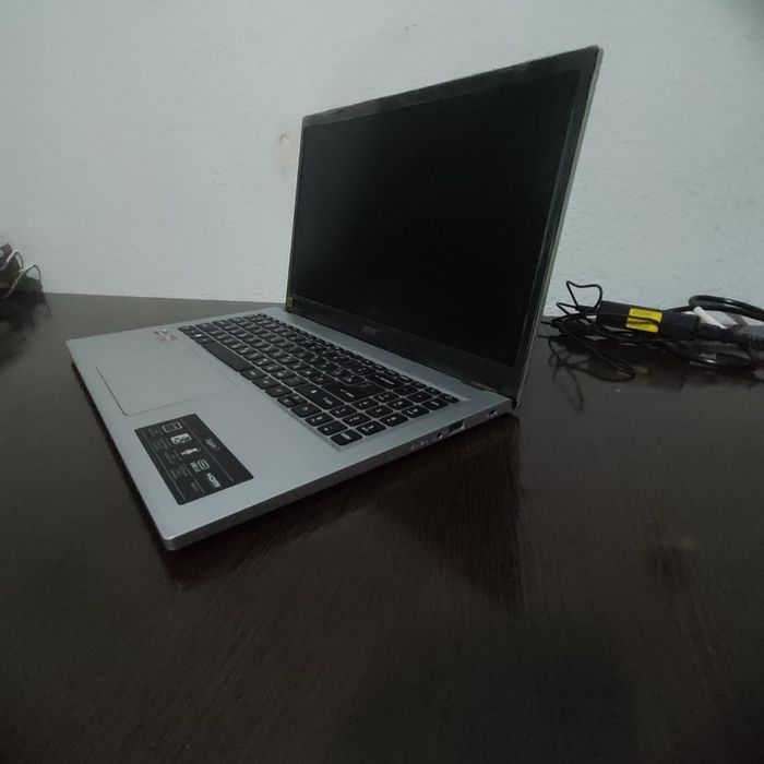 Acer aspire a315 24P