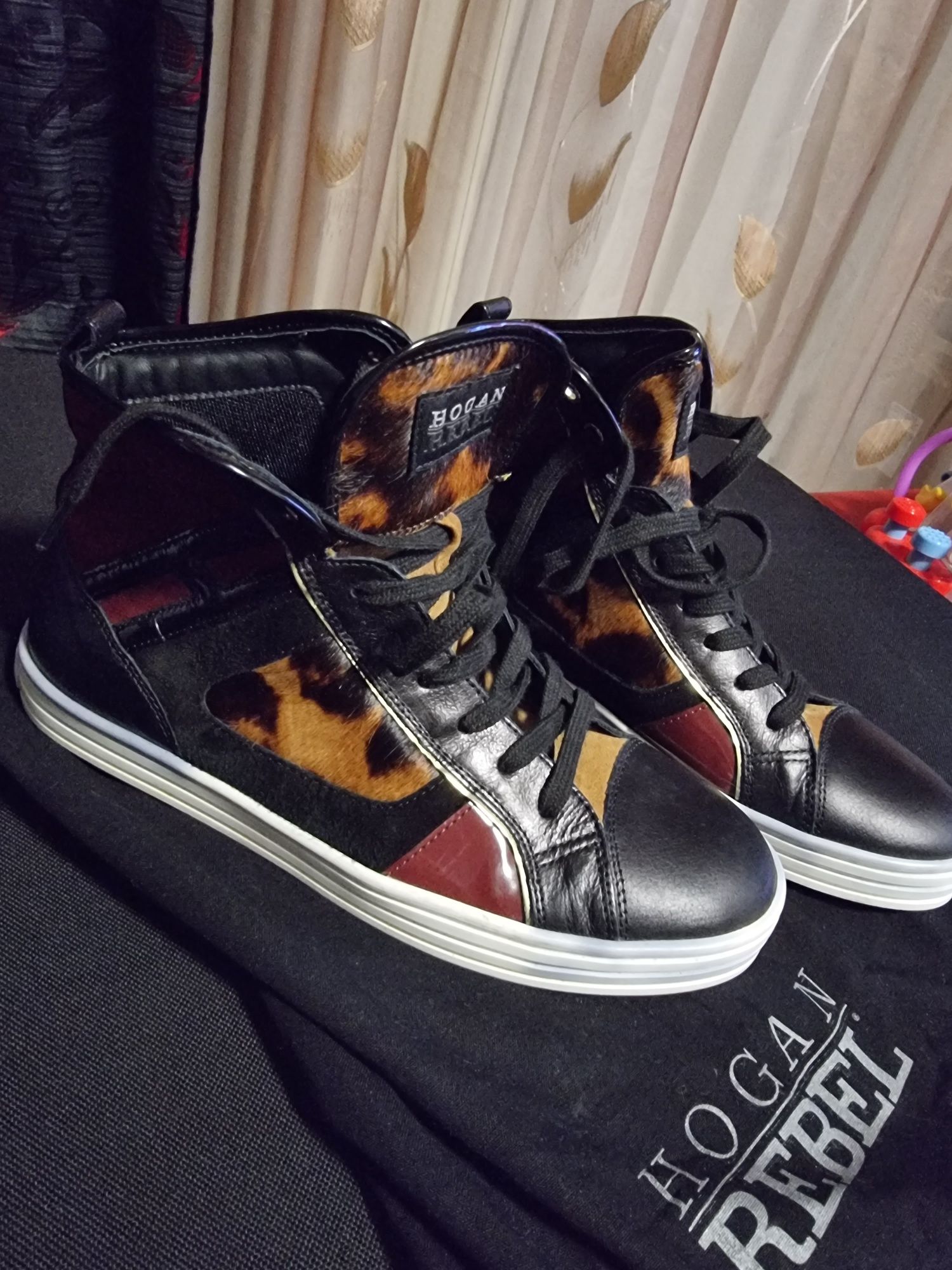 Hogan rebel outlet originali