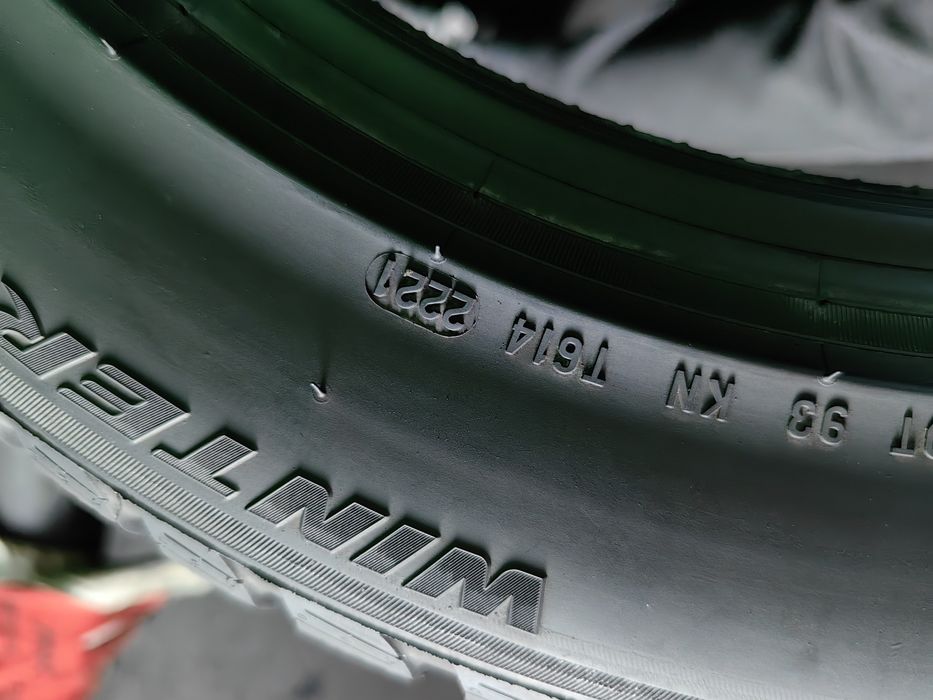 205/60R17  Pirelli ca noua 2021 profil 7,7mm anvelopa in stare foarte buna