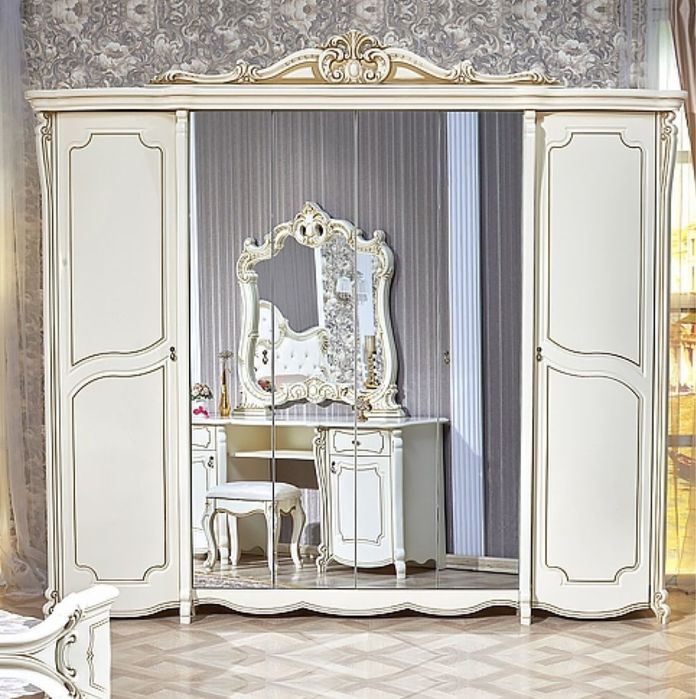 Продам спальный гарнитур