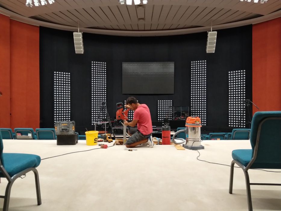 Servicii carotaj  carota gaura  hota centrala aerisire servicii ser