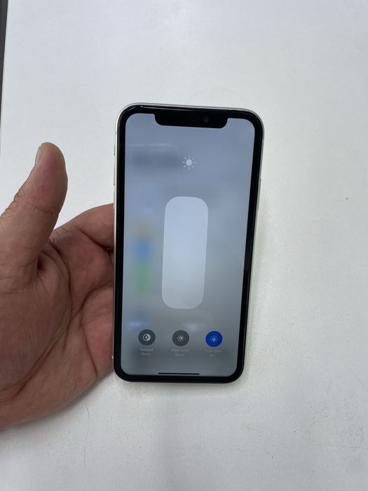 Iphone 11 (128ГБ) в идеальном состояний