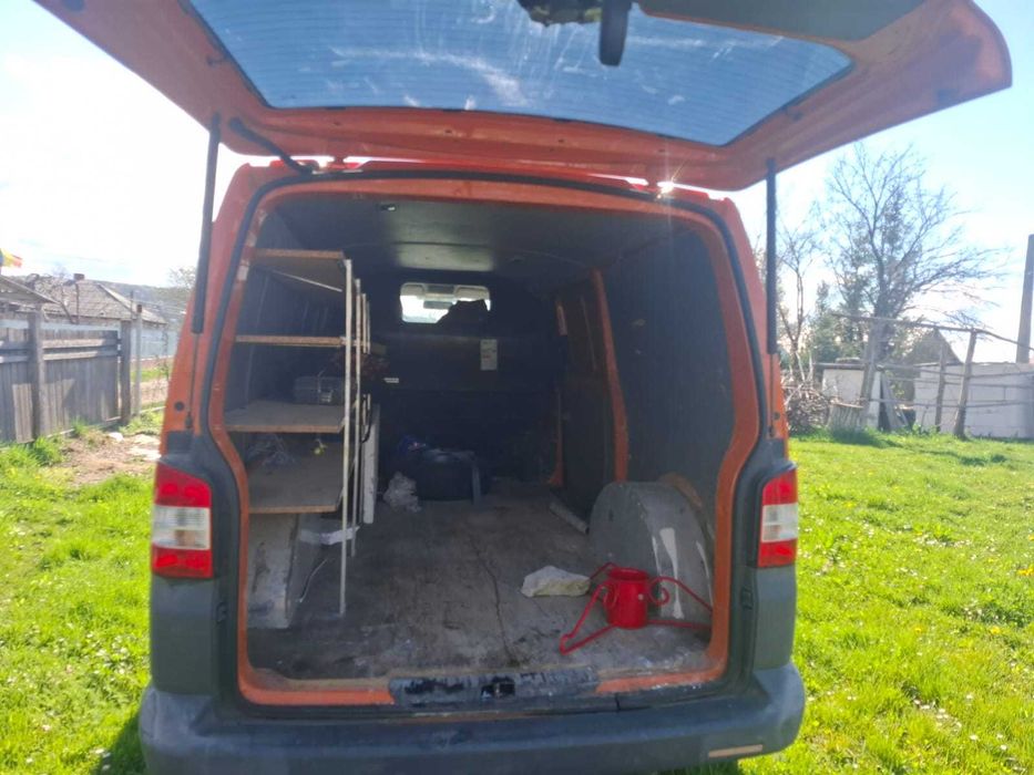 VW Transporter T5 L2