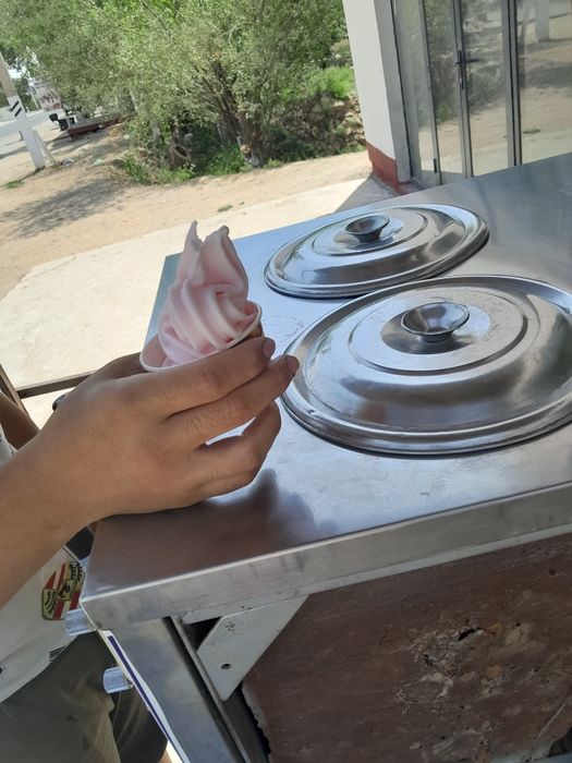 Muzqaymoq aparat frezir sotiladi