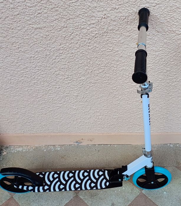 Trotineta/ pliabilă/ 100kg/ Aluminiu/ Roti 200mm/ Freestyle/copii/ NOU/ Bicicleta echilibru/3 in 1