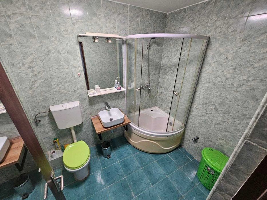 Închiriez garsonieră în Floresti