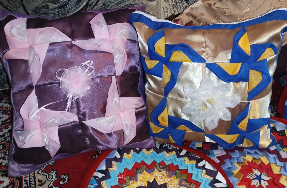 Продам куклы и рукоделие