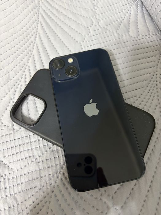 Продам iphone 13 128гб