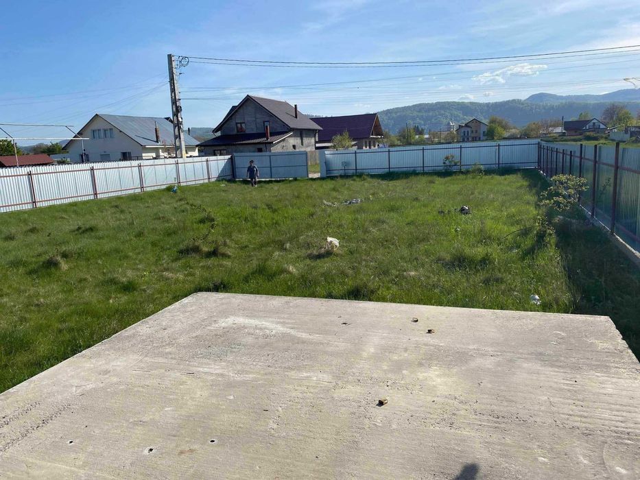 Proprietar vând teren intravilan în Piatra neamț Dumbrava roșie! Proiect de casă parter plus Foișor închis. Sau Bucătărie vară iarnă. Documente la zi!