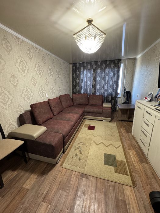 Диван большой продается