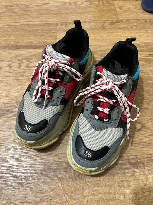 Кроссовки оригинал отличного качества