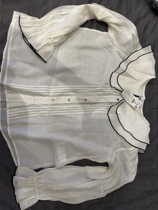 Риза мръсно бяло,нова