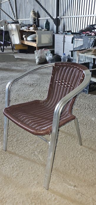 Стол стуля сатылады