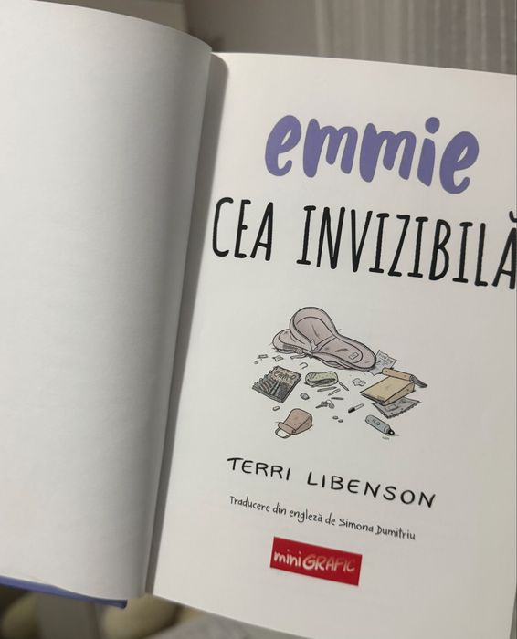 Emmie cea invizibilă – Terri Libenson | Editura Grafic