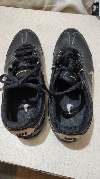 Дамски маратонки Nike