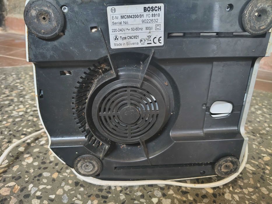 кухненски робот bosch mcm4200 за части