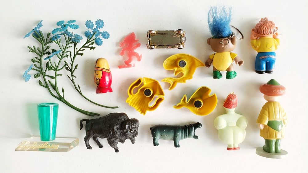 Винтажные игрушки и сувениры