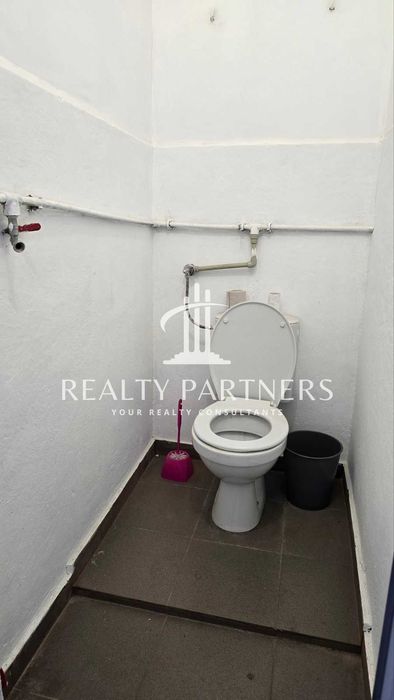 Отдава под наем офис – кв. Твърди ливади, гр. Перник