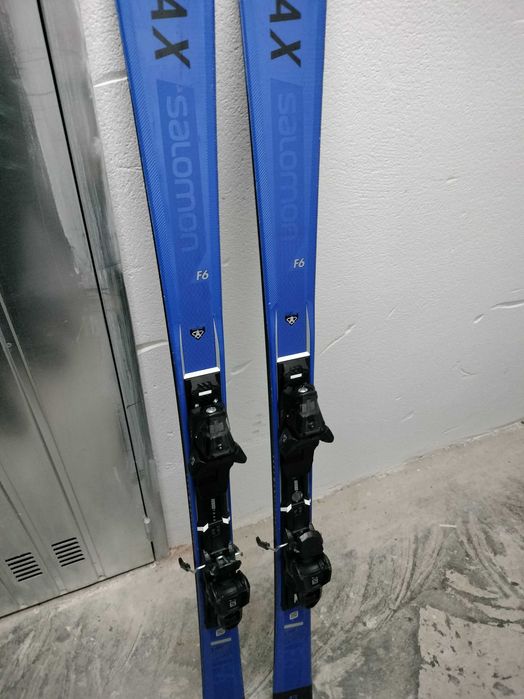 Ski Salomon 160cm placa de Titanium