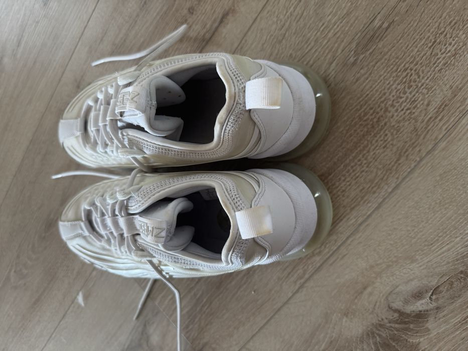 Vand Nike nr.39, 25 cm