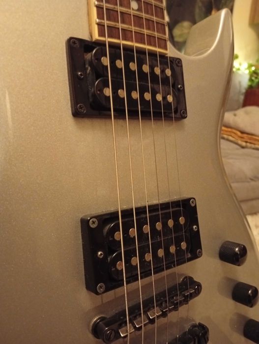 Електрическа китара Ibanez GSZ 120