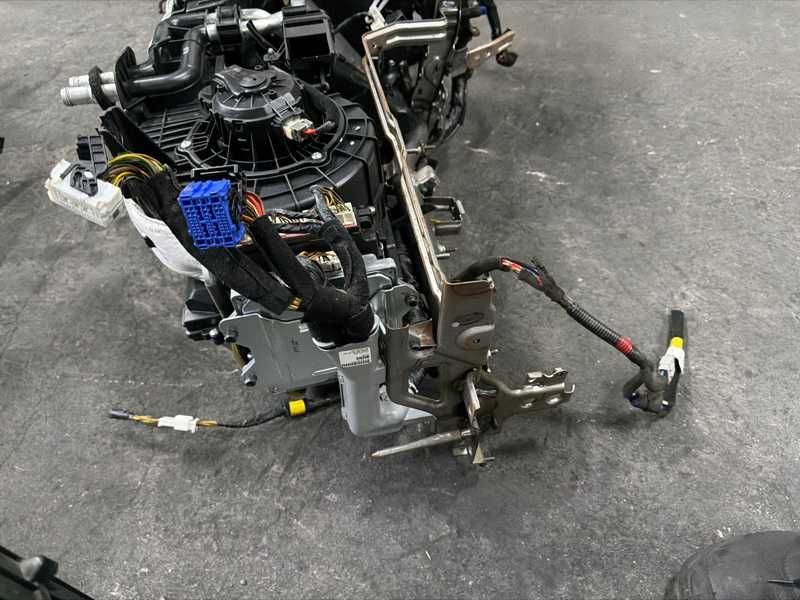 Корпус печки Genesis G80 2016