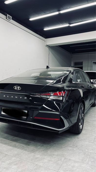 hyundai elantra 2023