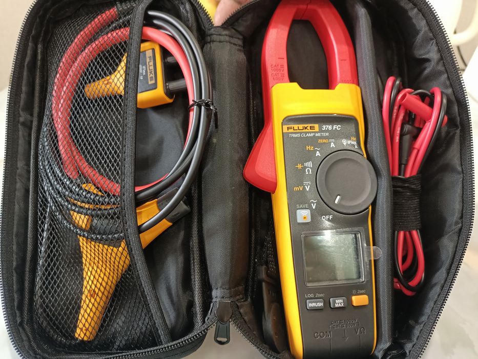FLUKE 375 токовые клещи