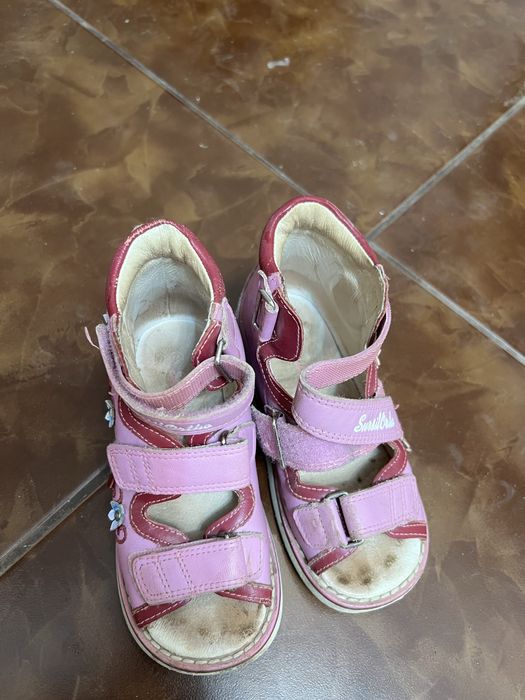 Отдам даром ортопедическую обувь