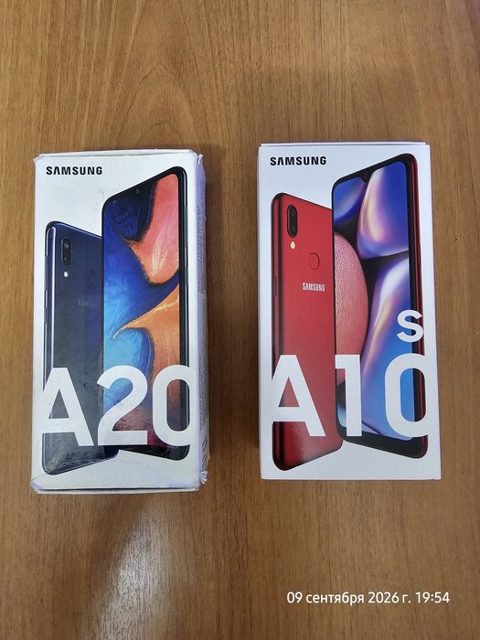 Samsung  A20 и А10s