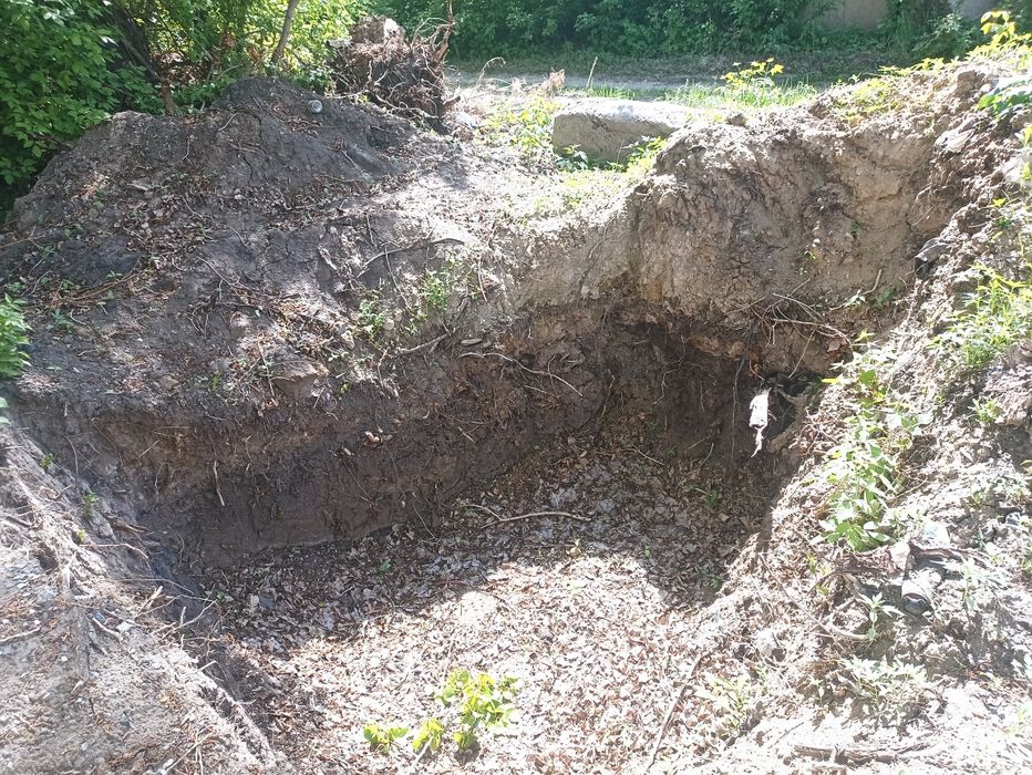 Продам место под гараж