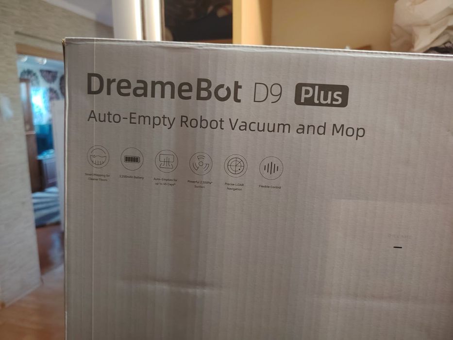Робот пылесос модель DreameBot D9 Pllus