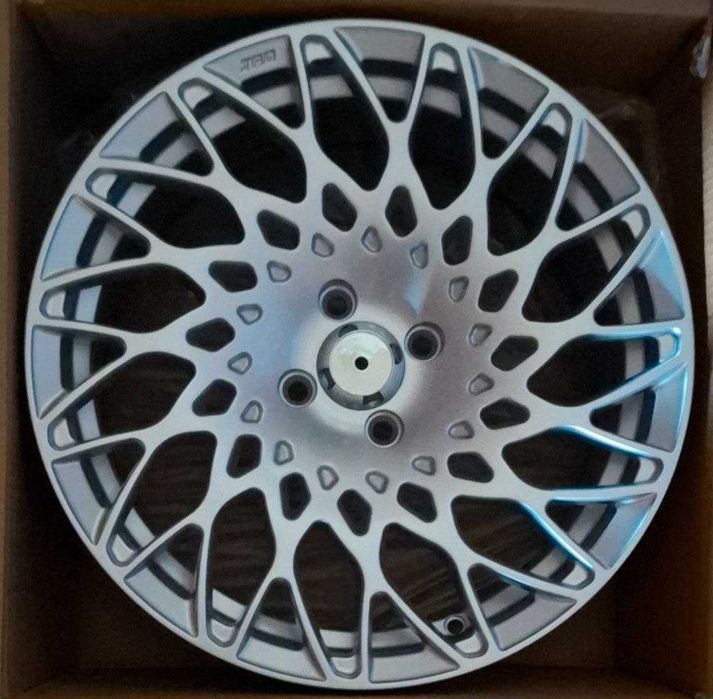 FORMULAPLUS 17R 4/100/114 5/105 5/112 5/114.3 Saka Sport Diskalar