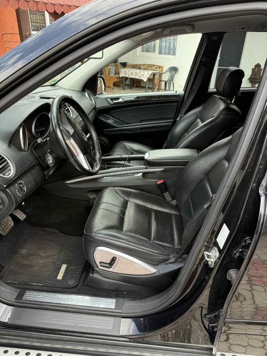 Vand sau schimb Mercedes Benz ML350 AMG