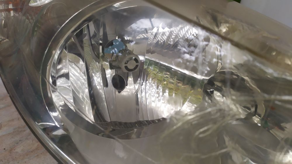 Фар за Пежо 207 преден