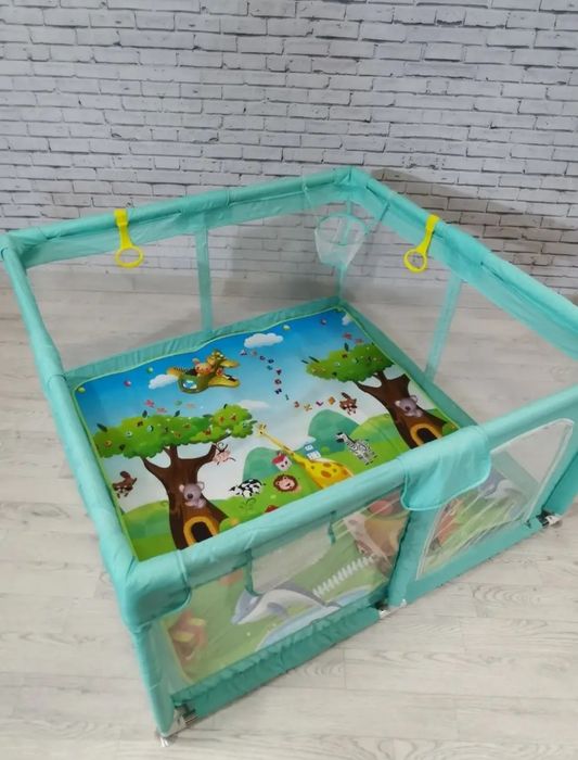 Продам манеж игровой