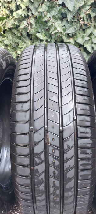 Anvelope vara 215 60 r17