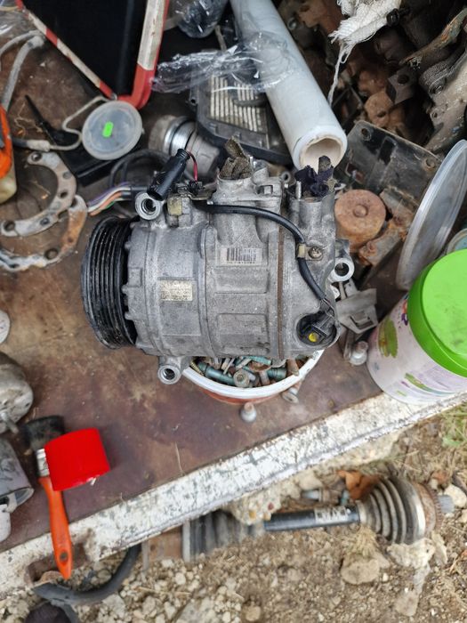 Компресор климатик w203 mercedes