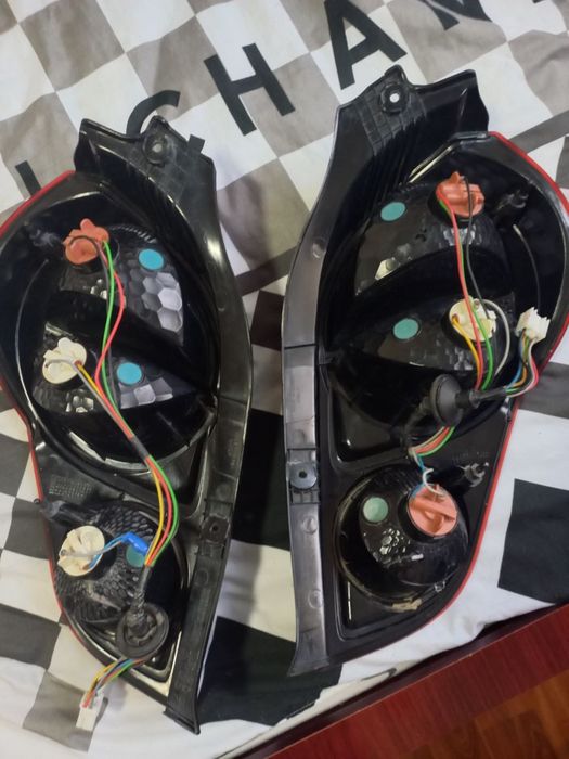 Продаю фары от спарка