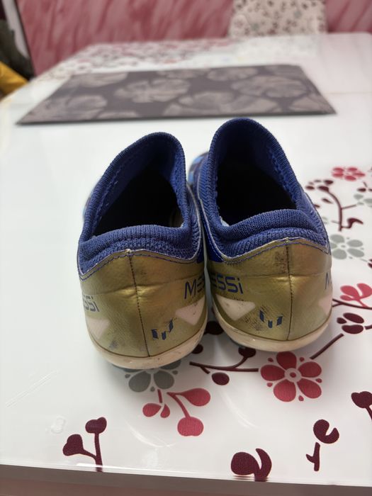 Детски бутонки запазени